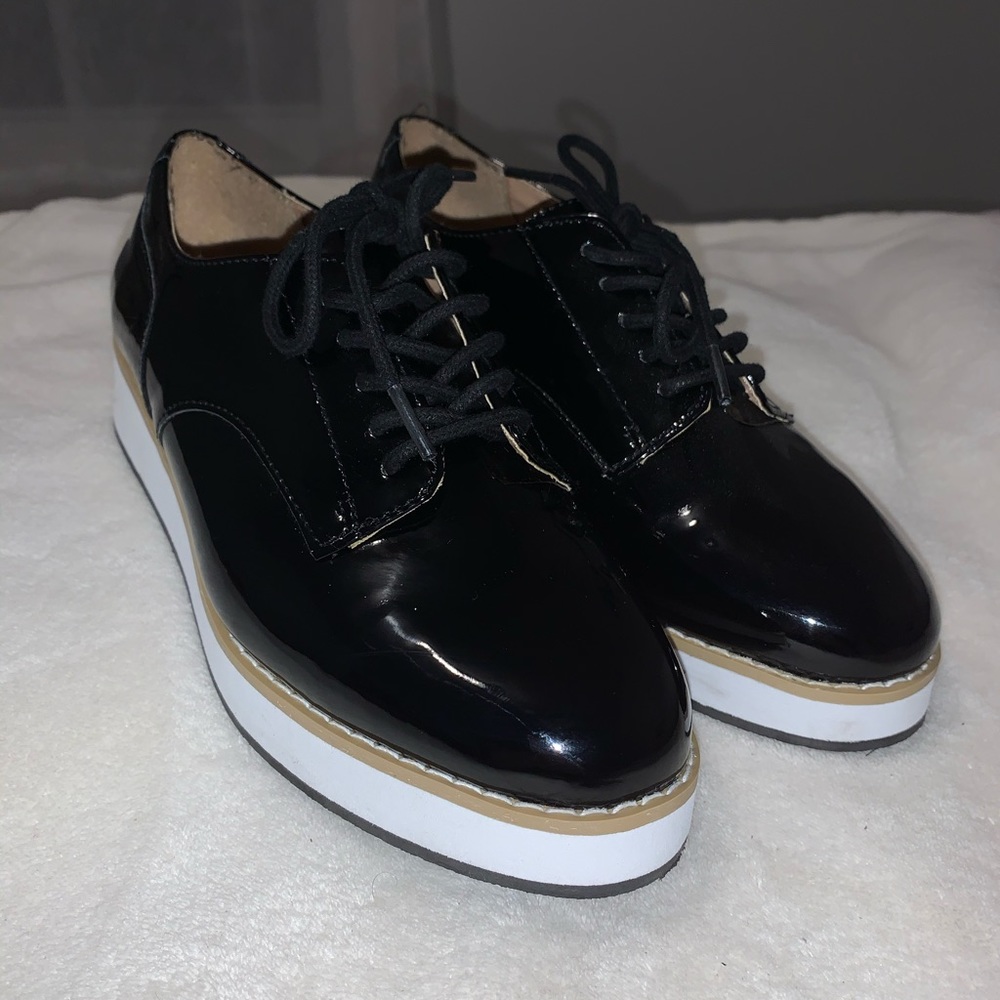 Shiny Black Lace Up Dress Shoes